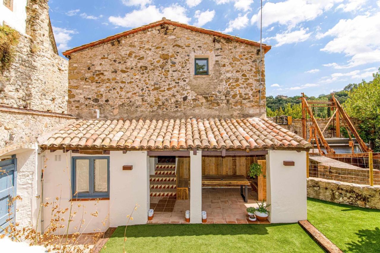 הוילה El Molino De Besalu Casa Con Jardin מראה חיצוני תמונה