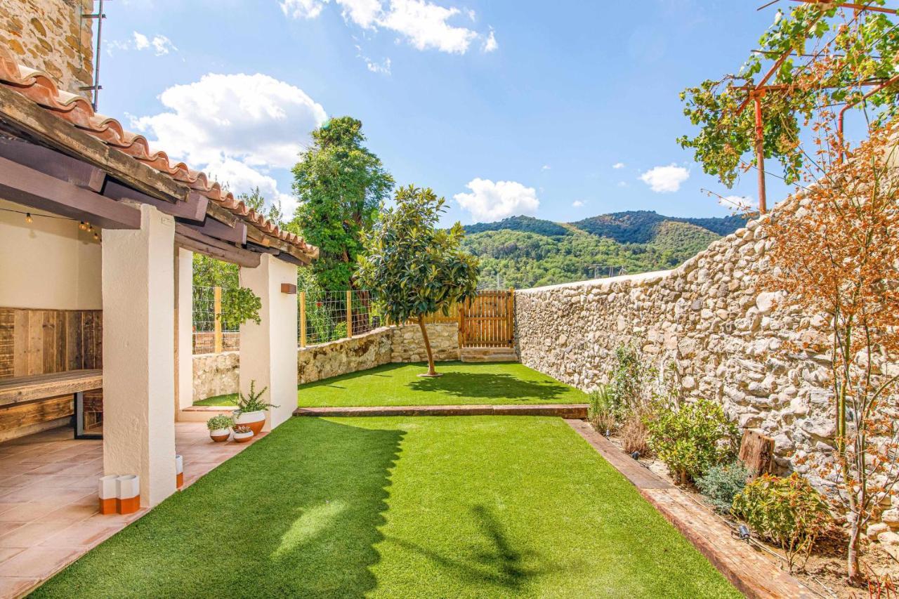 הוילה El Molino De Besalu Casa Con Jardin מראה חיצוני תמונה