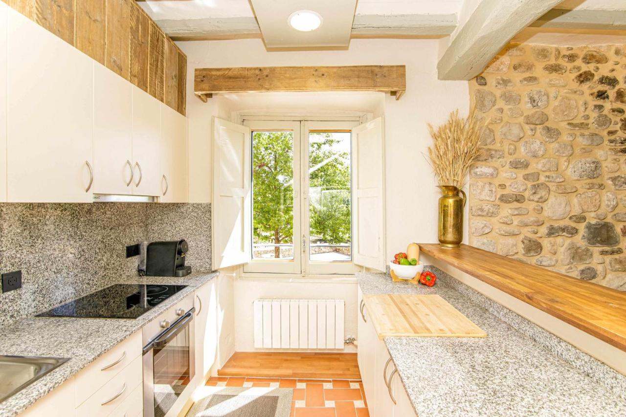 הוילה El Molino De Besalu Casa Con Jardin מראה חיצוני תמונה