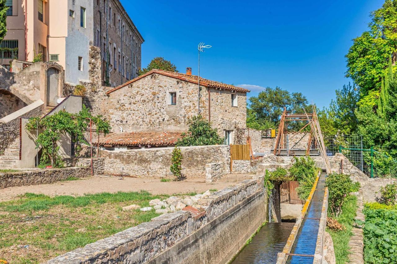 הוילה El Molino De Besalu Casa Con Jardin מראה חיצוני תמונה