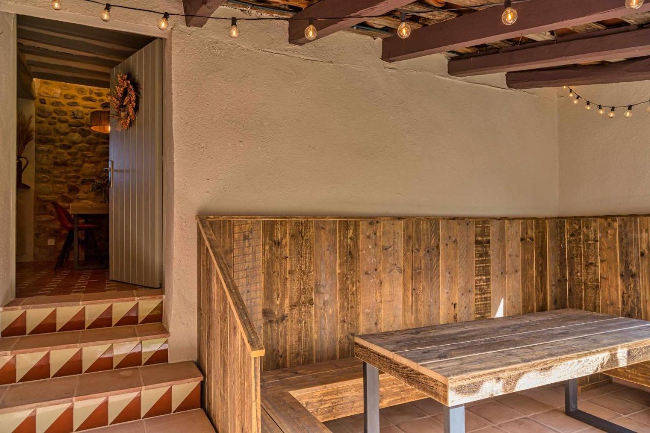 הוילה El Molino De Besalu Casa Con Jardin מראה חיצוני תמונה